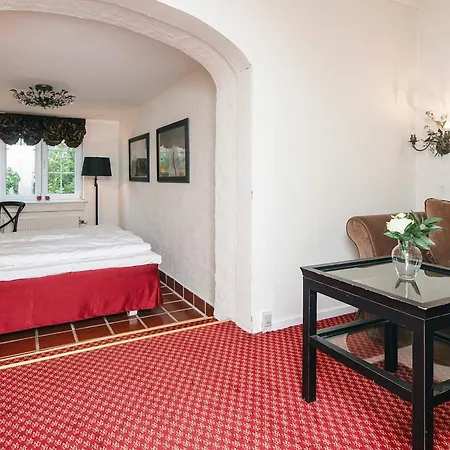 4 Star In * Tylstrup