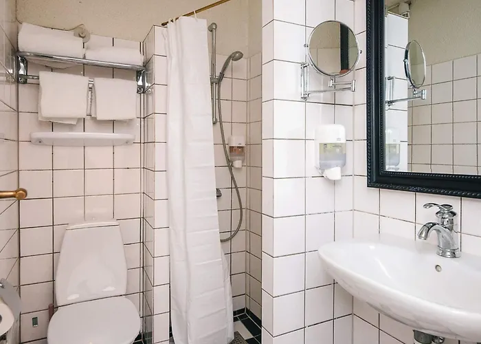 4 Star In * Tylstrup